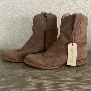 NEW WITH TAG MEN’S TECOVAS BOOTS